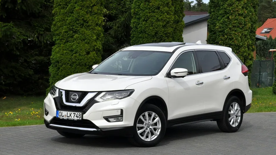 NISSAN X-Trail -