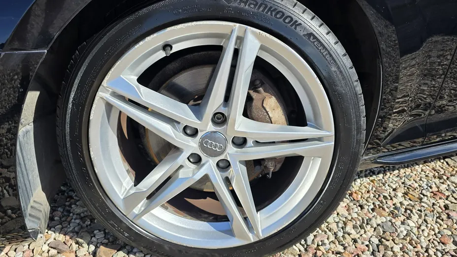 AUDI A4 Avant -