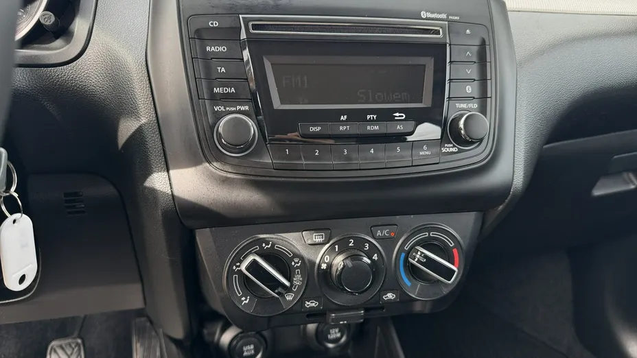 SUZUKI Swift -