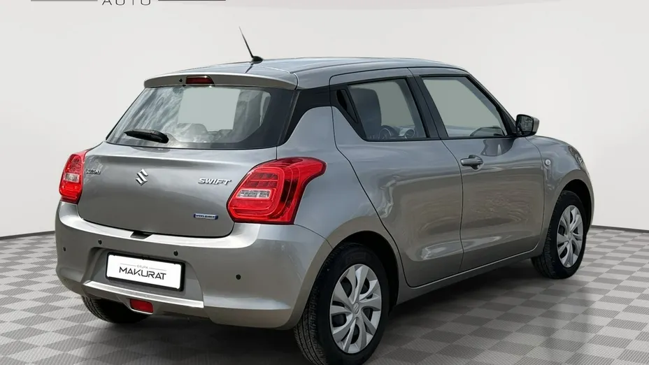 SUZUKI Swift -