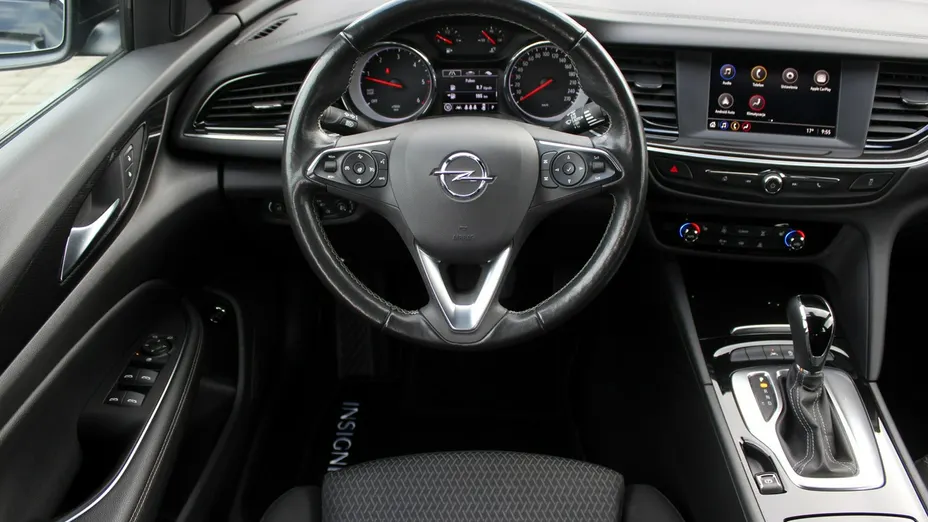 OPEL Insignia -