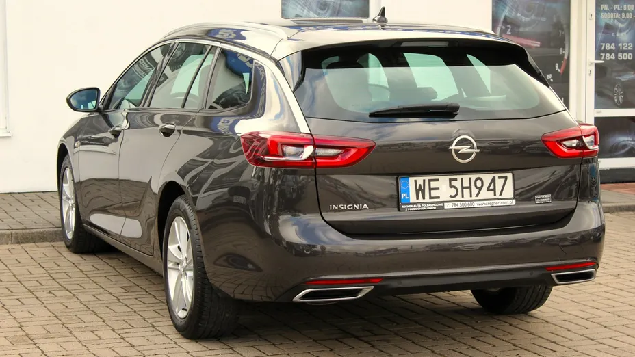 OPEL Insignia -