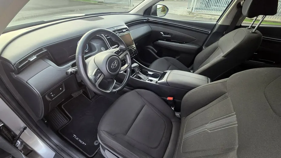 HYUNDAI Tucson -