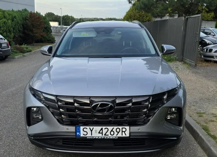 HYUNDAI Tucson -