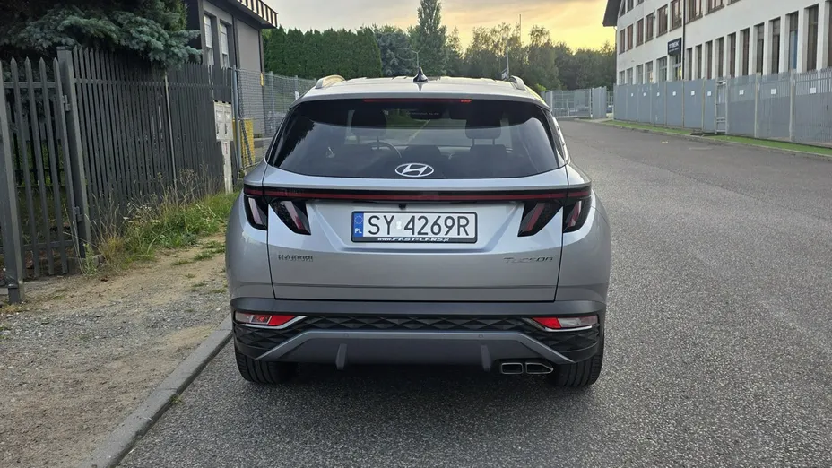 HYUNDAI Tucson -