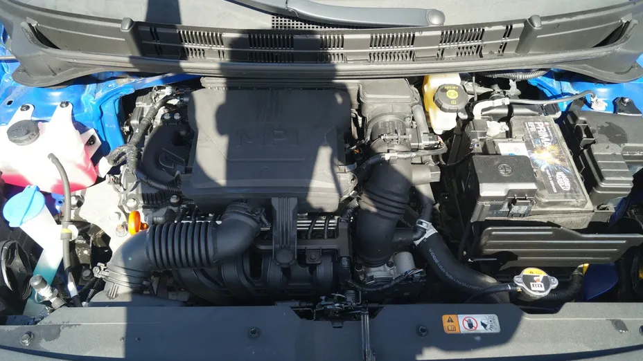 HYUNDAI i10 -