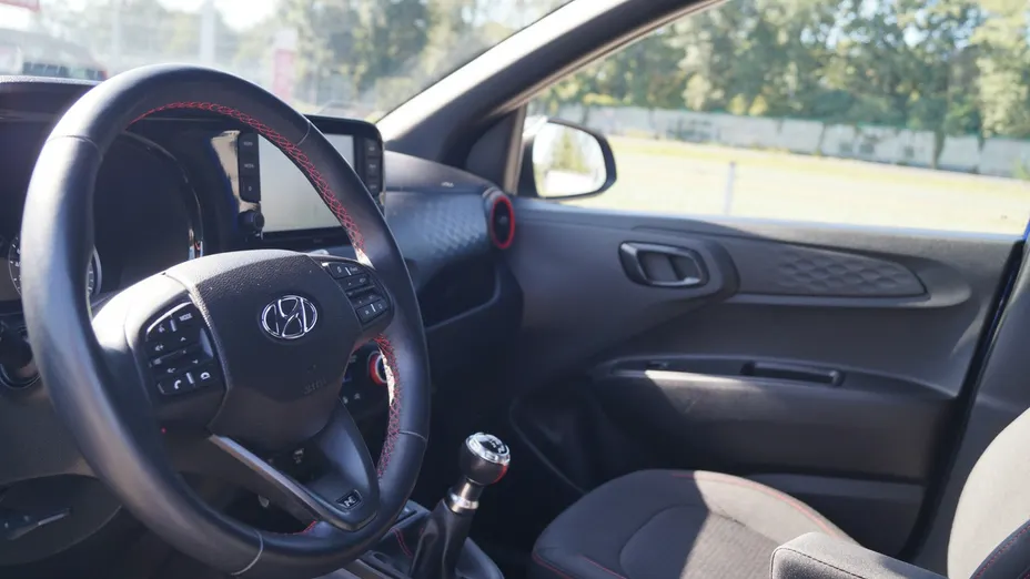 HYUNDAI i10 -
