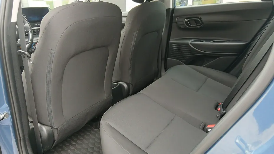 HYUNDAI i20 -