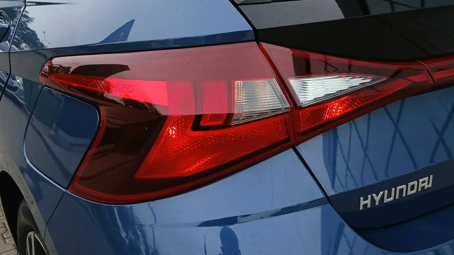 HYUNDAI i20 -