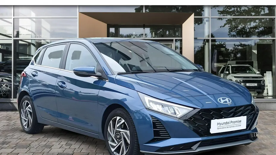 HYUNDAI i20 -