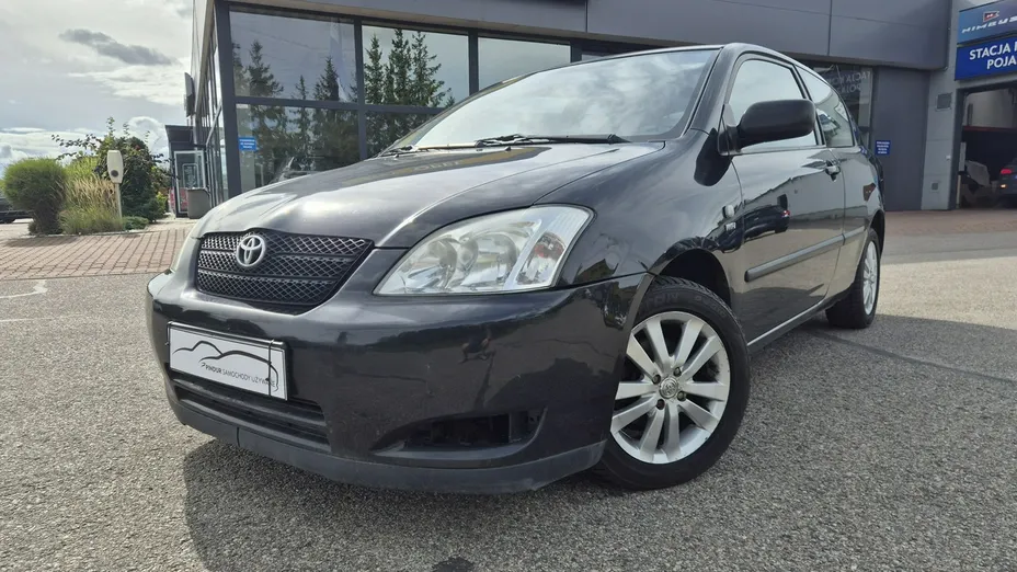 TOYOTA Corolla -