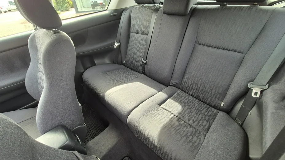 TOYOTA Corolla -
