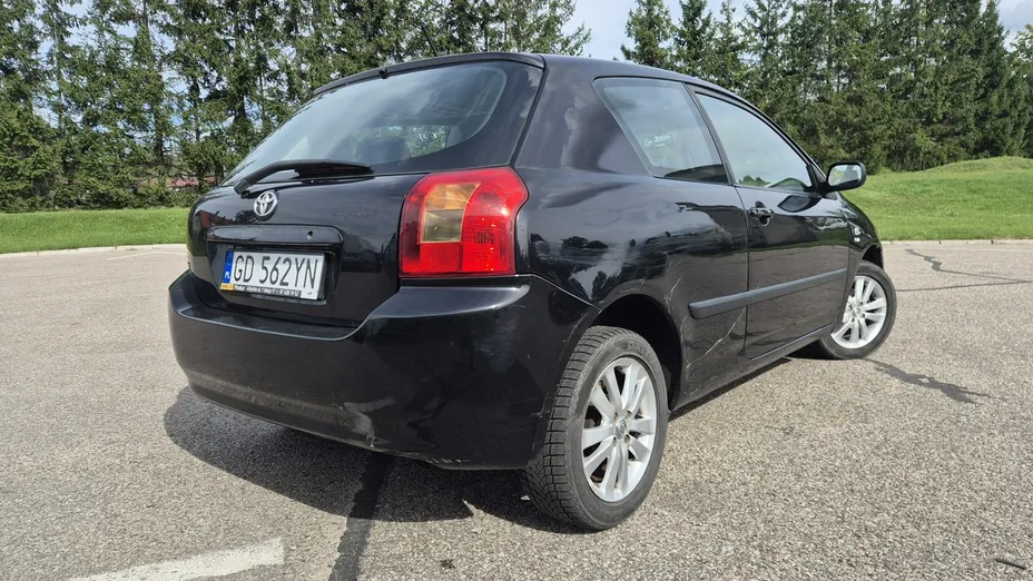 TOYOTA Corolla -