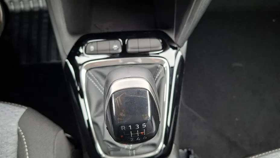 OPEL Corsa -