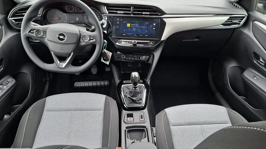 OPEL Corsa -