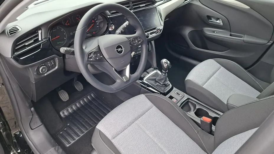 OPEL Corsa -
