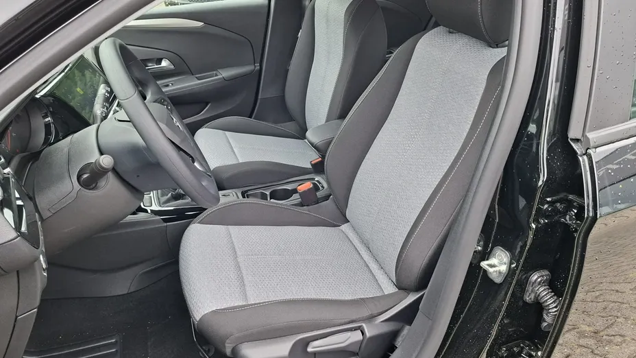 OPEL Corsa -