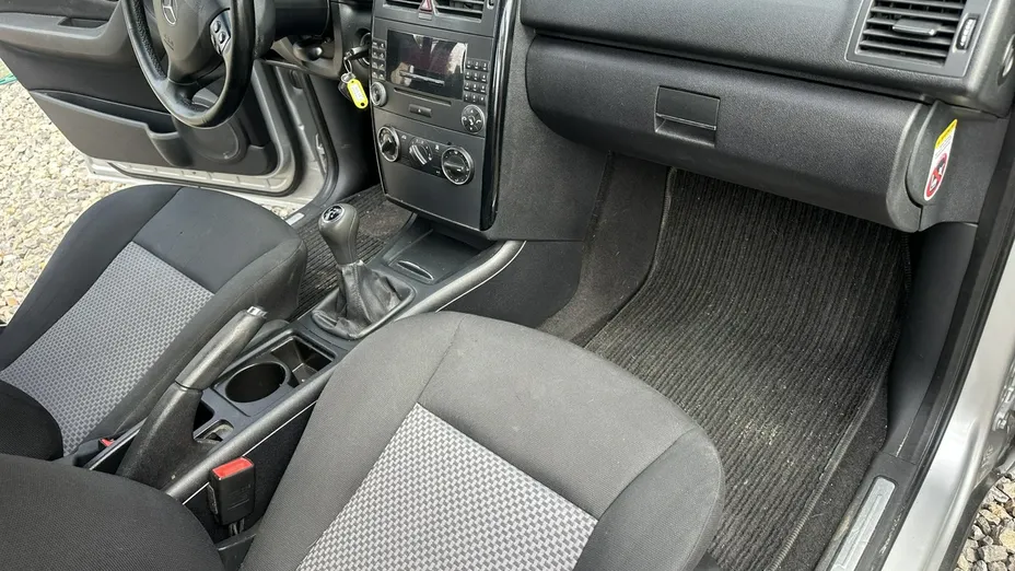 MERCEDES-BENZ A Klasa -