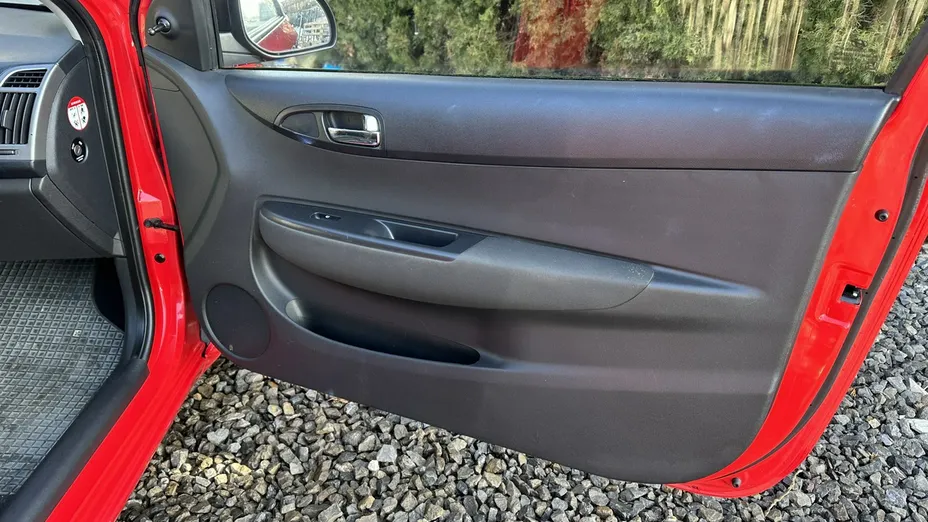 HYUNDAI i20 -