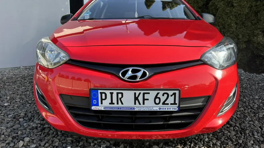 HYUNDAI i20 -