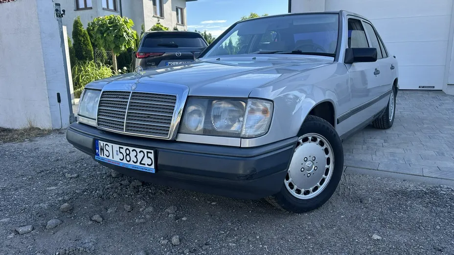 MERCEDES-BENZ 124 -