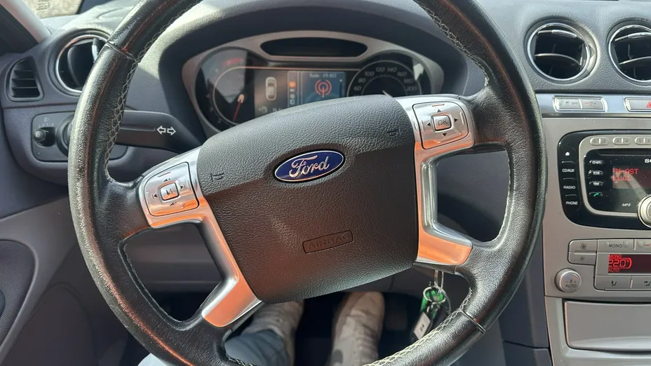 FORD S-MAX -
