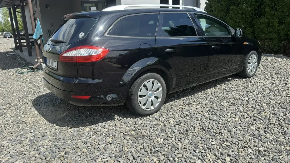 FORD Mondeo -