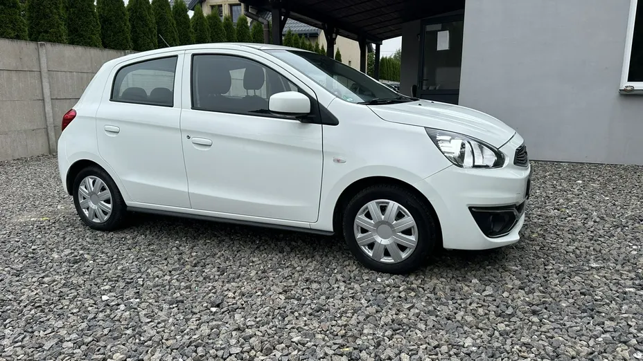 MITSUBISHI Space Star -