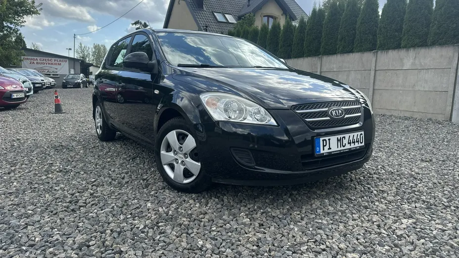 KIA Cee'd -