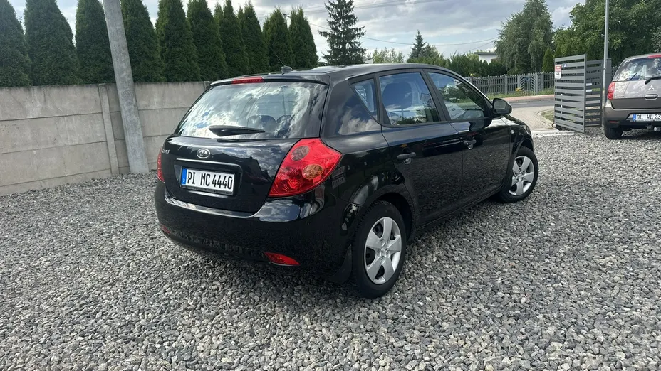 KIA Cee'd -