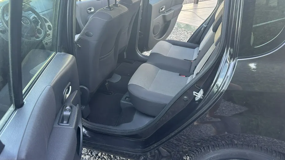 RENAULT Modus -