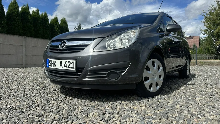 OPEL Corsa -