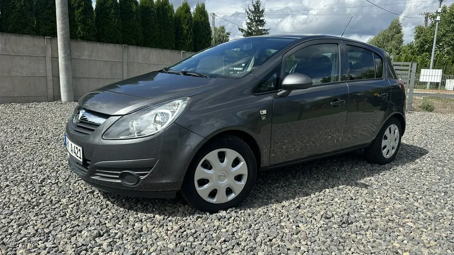 OPEL Corsa -