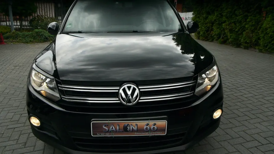 VOLKSWAGEN Tiguan -