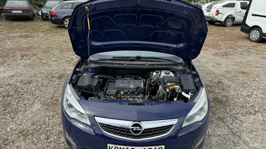 OPEL Astra -