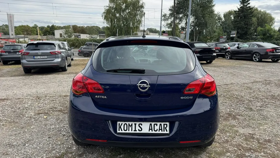 OPEL Astra -