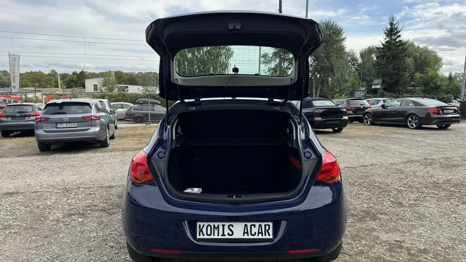 OPEL Astra -