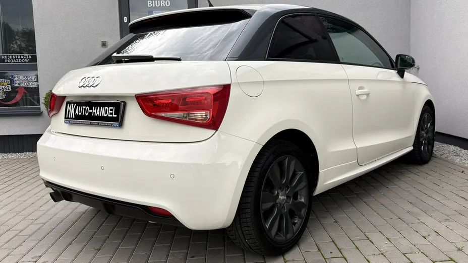 AUDI A1 -