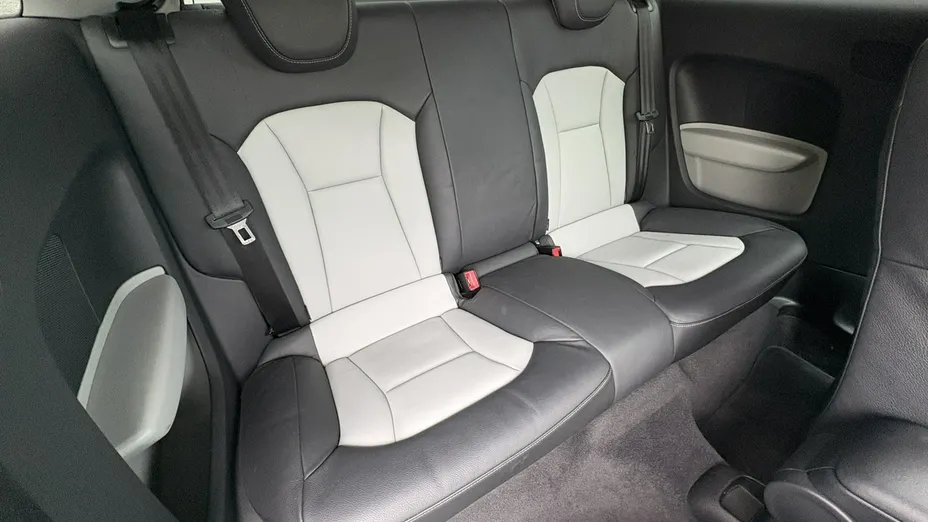 AUDI A1 -