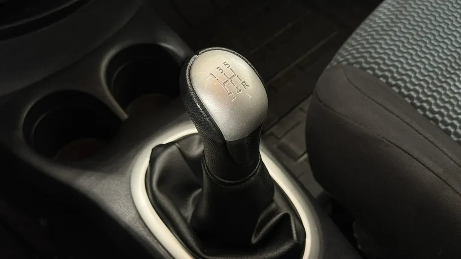 NISSAN Note -