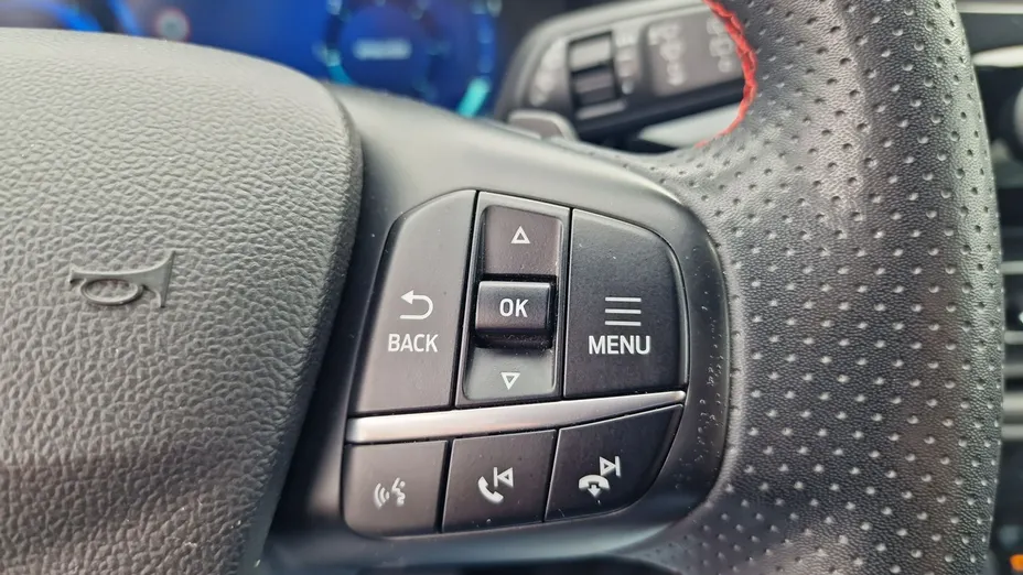 FORD Kuga -