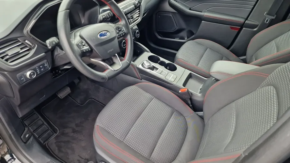 FORD Kuga -