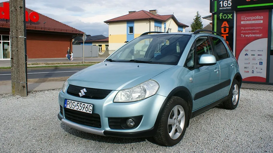 SUZUKI SX4 -