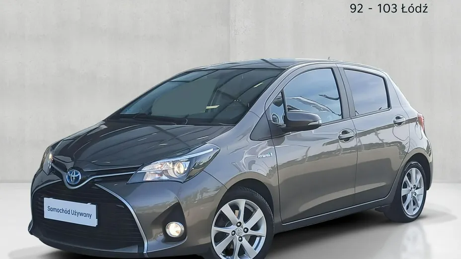 TOYOTA Yaris -