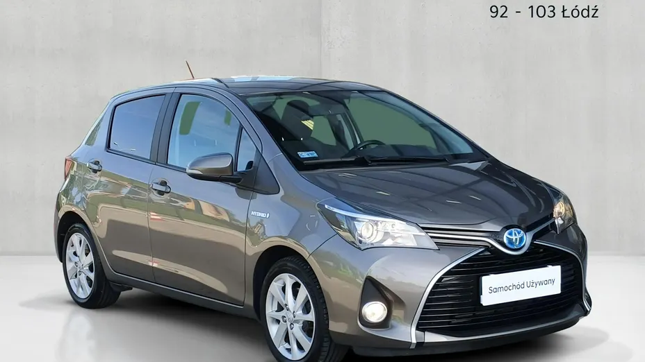 TOYOTA Yaris -