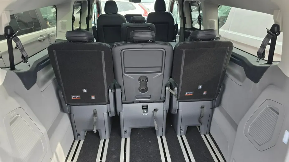 FORD Tourneo Custom -