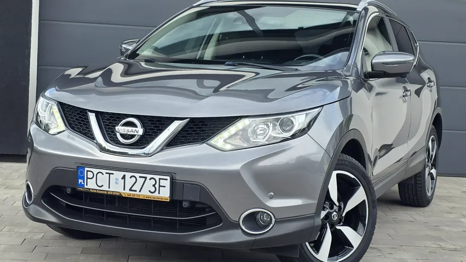 NISSAN Qashqai -