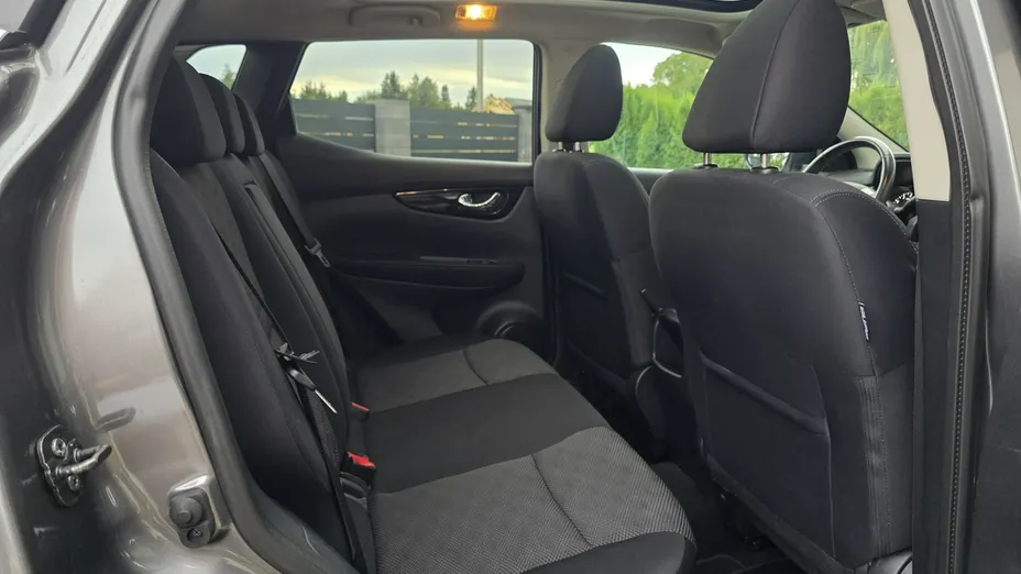 NISSAN Qashqai -