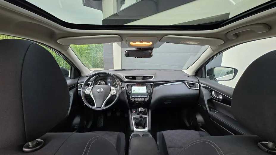 NISSAN Qashqai -