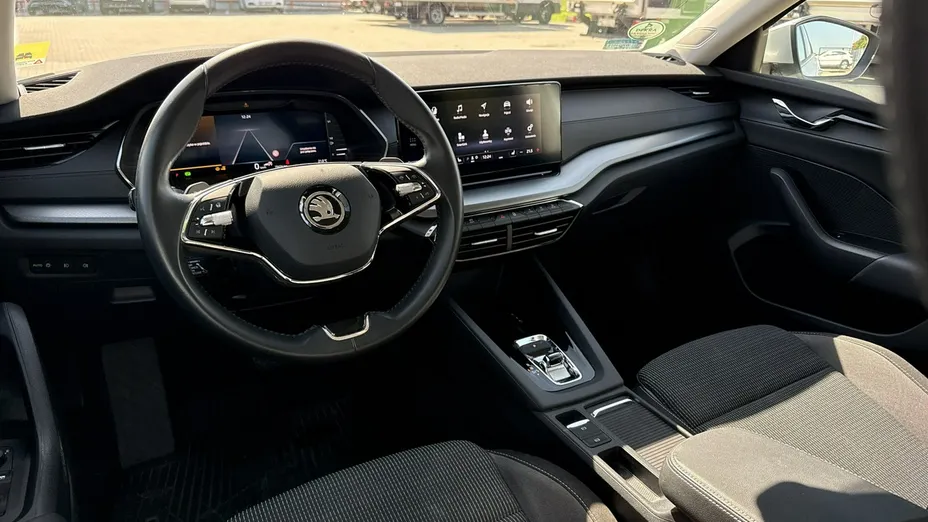 SKODA Octavia -